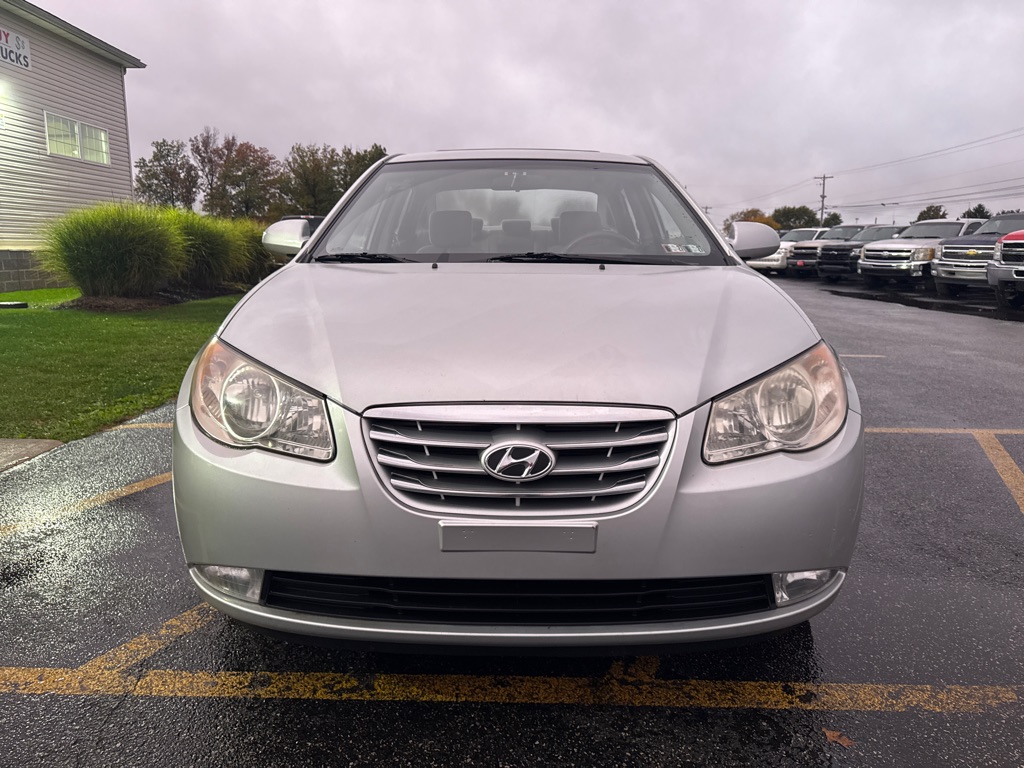 Photo 3 of this HYUNDAI ELANTRA