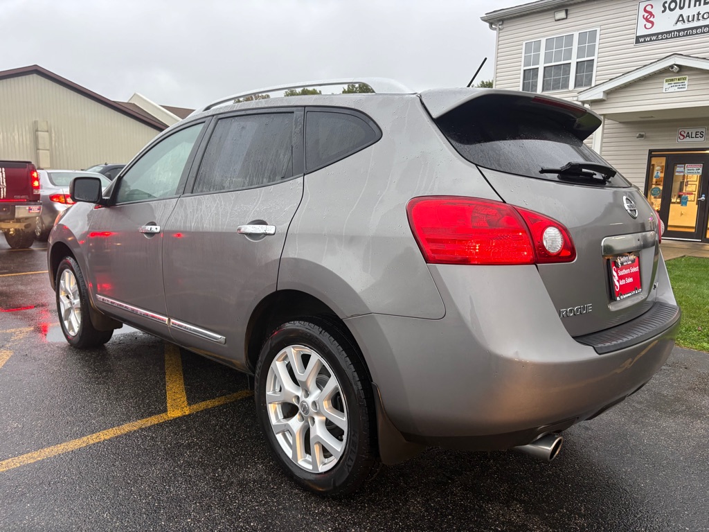 Photo 8 of this NISSAN ROGUE