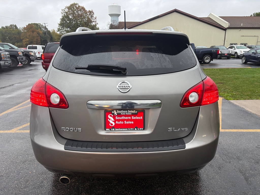 Photo 7 of this NISSAN ROGUE