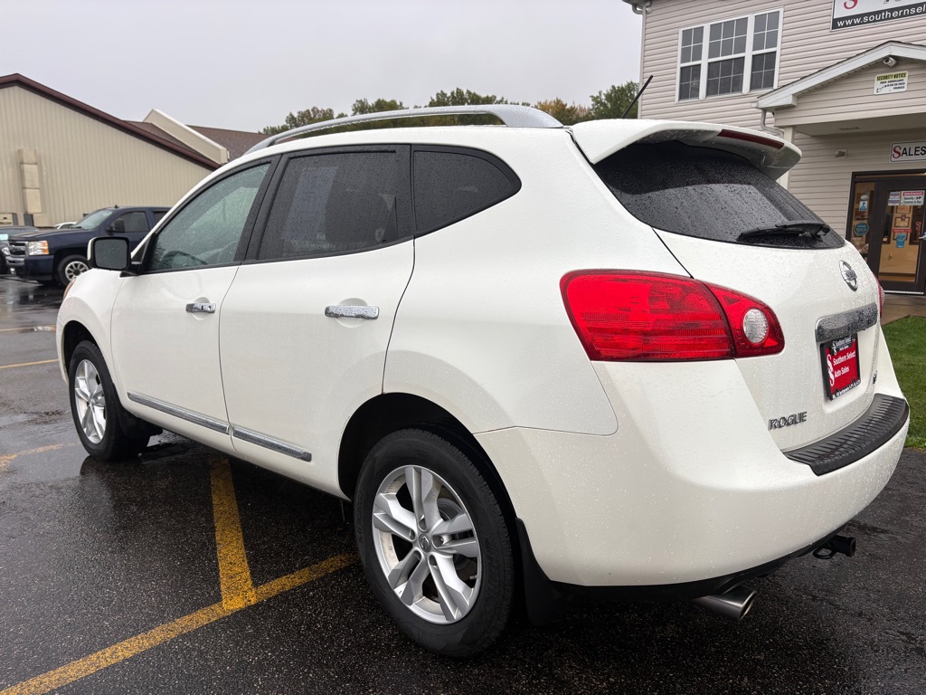Photo 8 of this NISSAN ROGUE