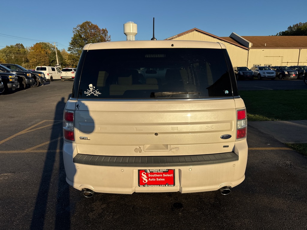Photo 7 of this FORD FLEX