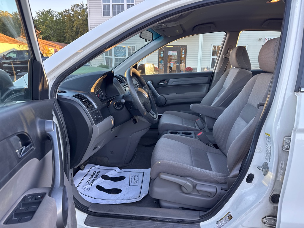 Photo 9 of this HONDA CR-V