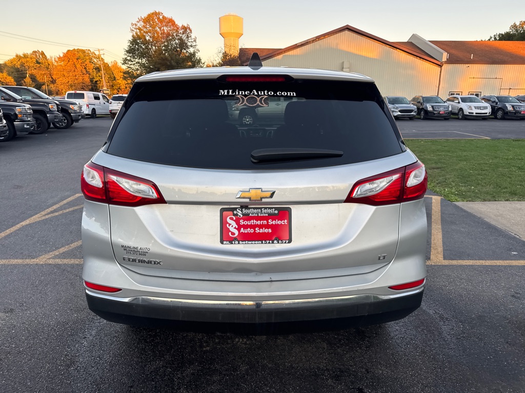 Photo 7 of this CHEVROLET EQUINOX
