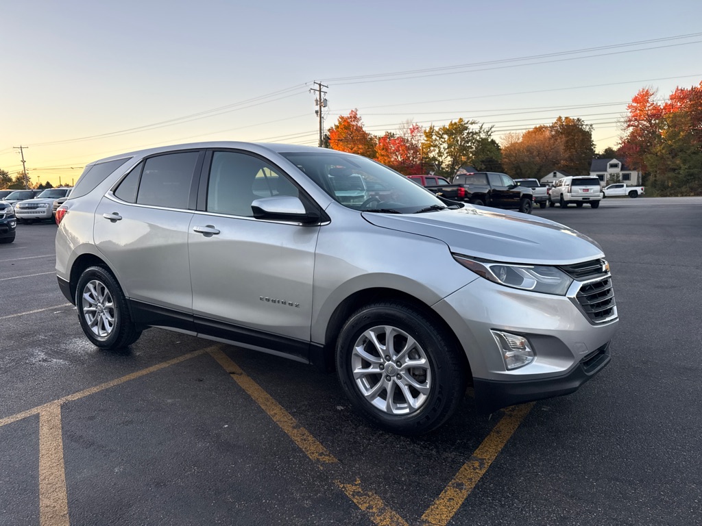 Photo 4 of this CHEVROLET EQUINOX