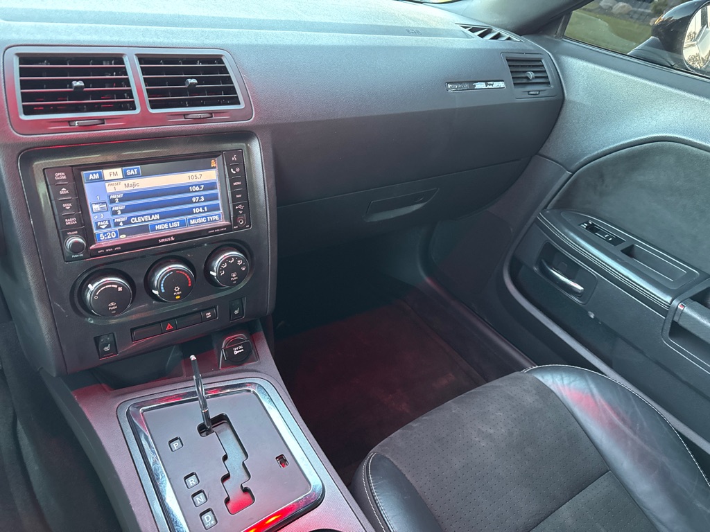 Photo 13 of this DODGE CHALLENGER