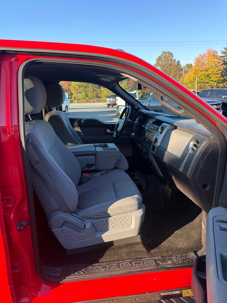 Photo 12 of this FORD F-150