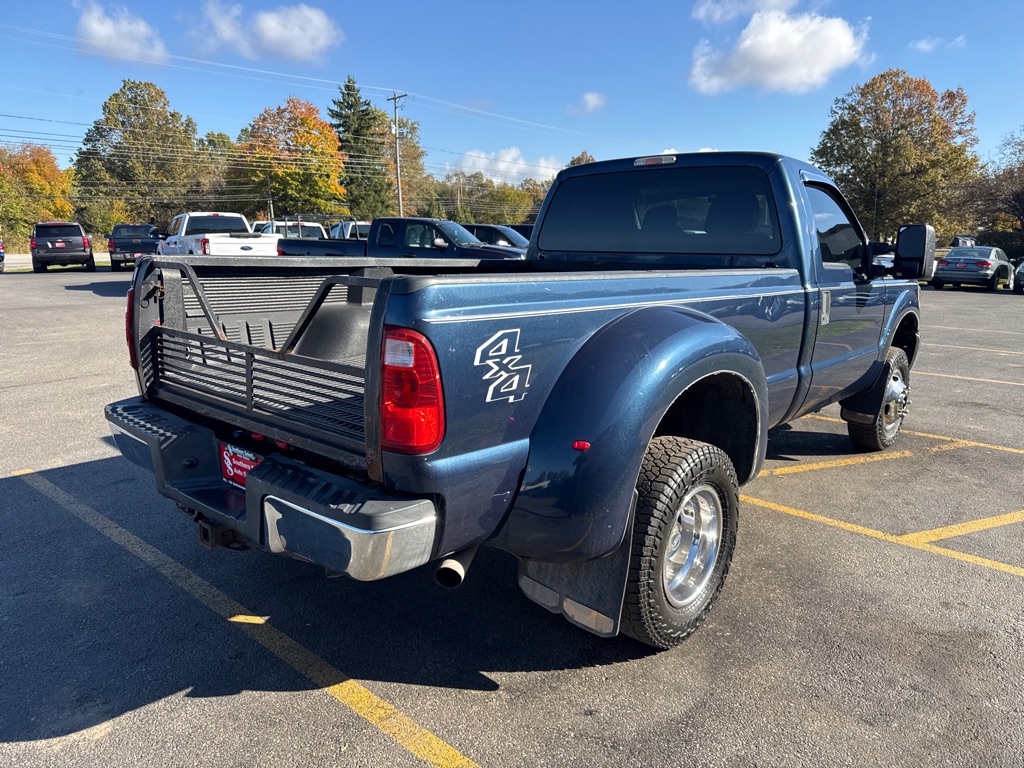 Photo 6 of this FORD F-350 SUPER DUT