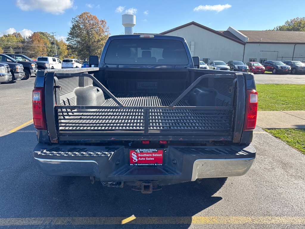 Photo 7 of this FORD F-350 SUPER DUT