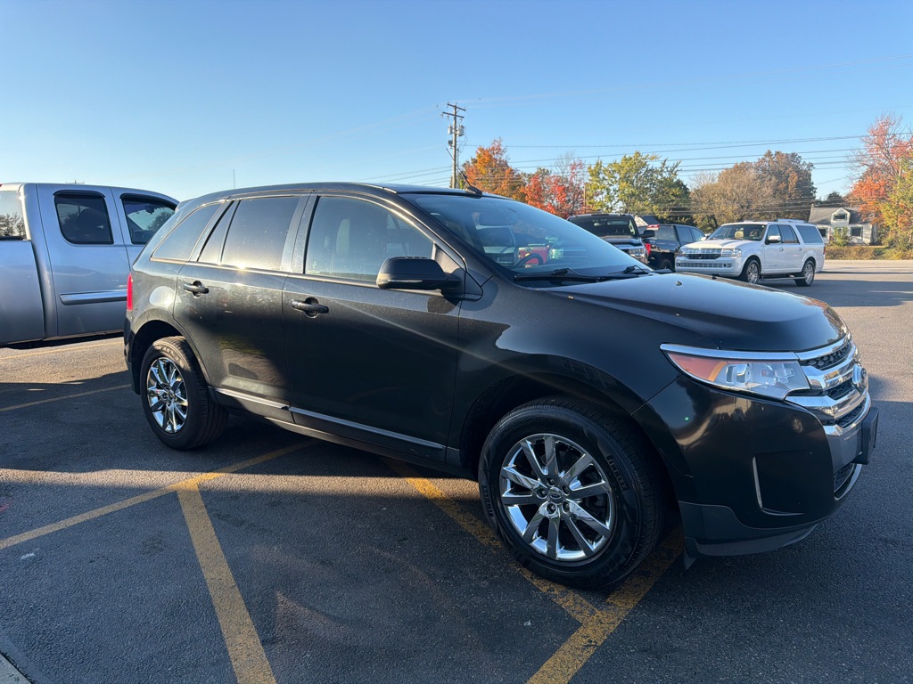 Photo 4 of this FORD EDGE