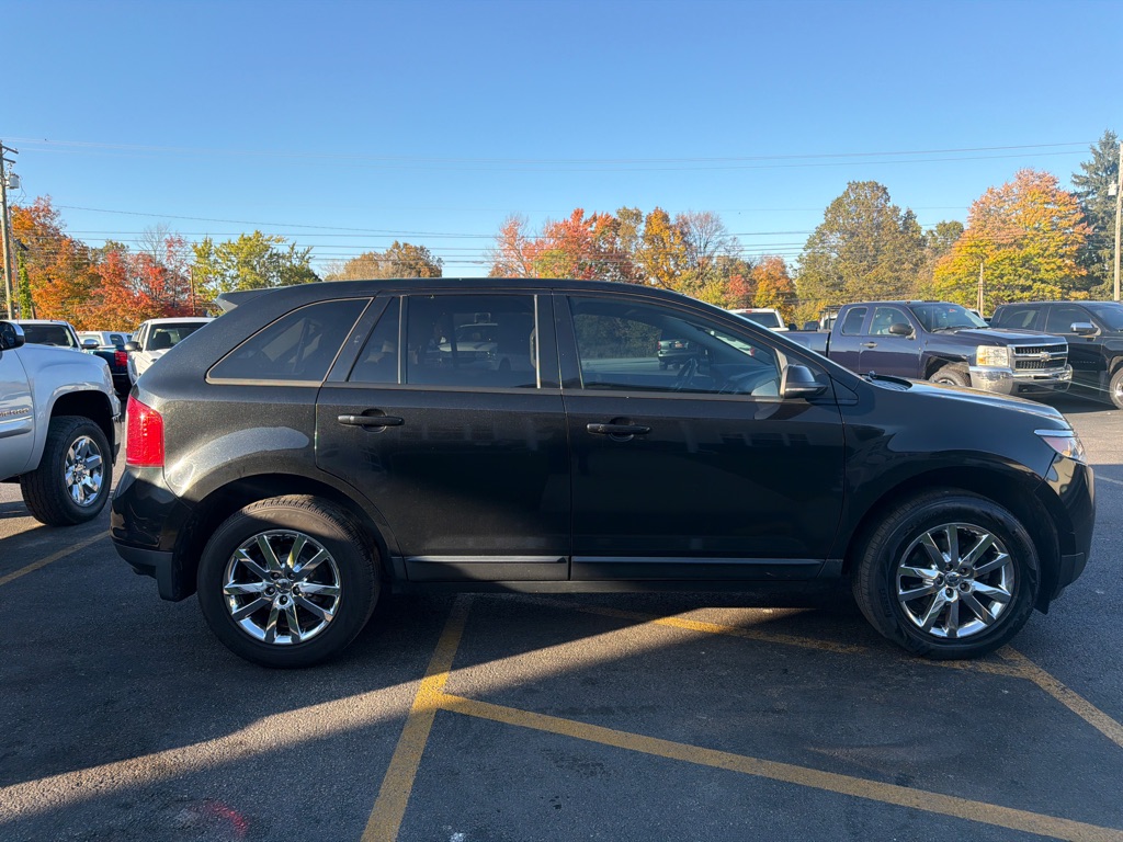 Photo 5 of this FORD EDGE