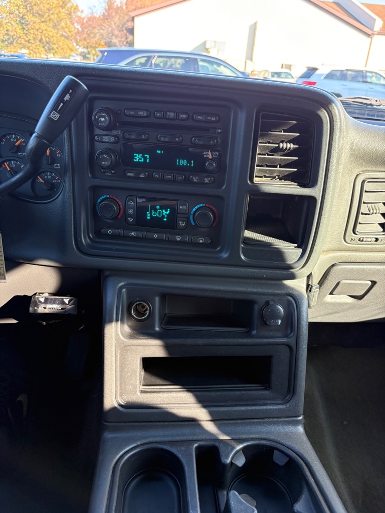 Photo 15 of this CHEVROLET SILVERADO 2500H