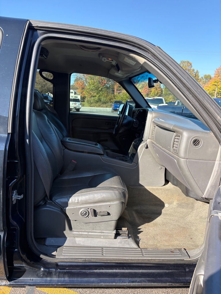 Photo 11 of this CHEVROLET SILVERADO 2500H