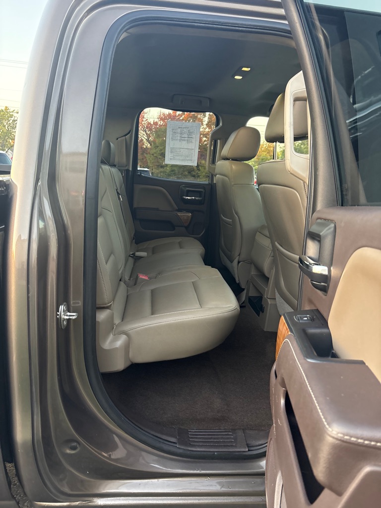 Photo 12 of this GMC SIERRA 1500