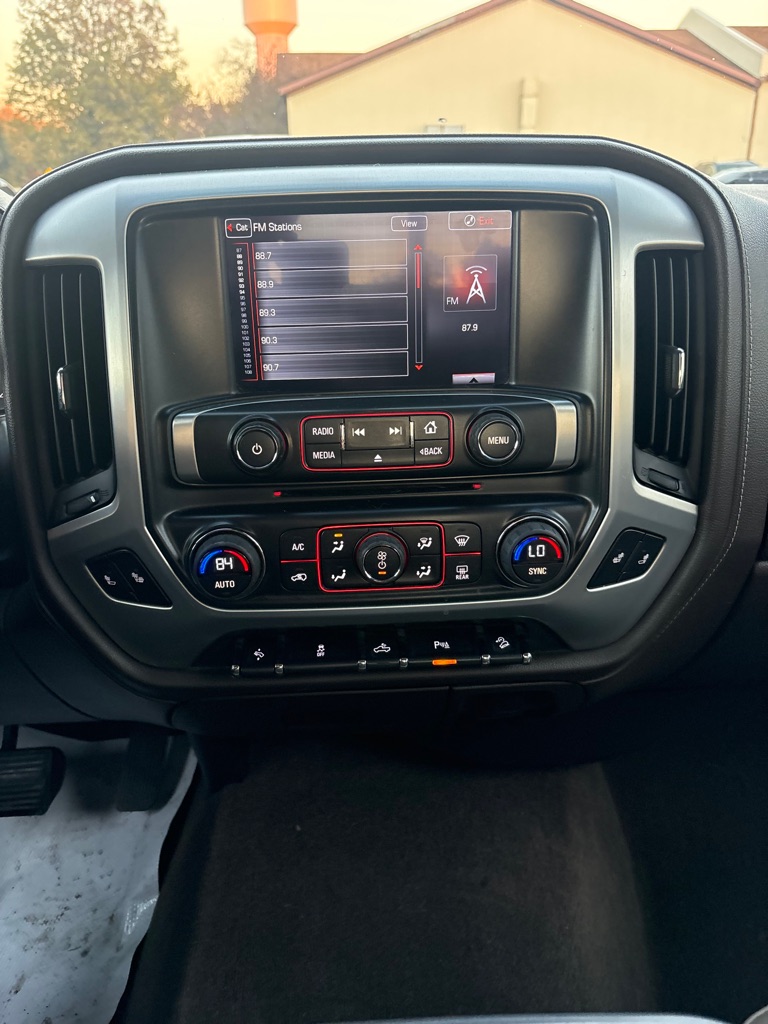 Photo 15 of this GMC SIERRA 1500