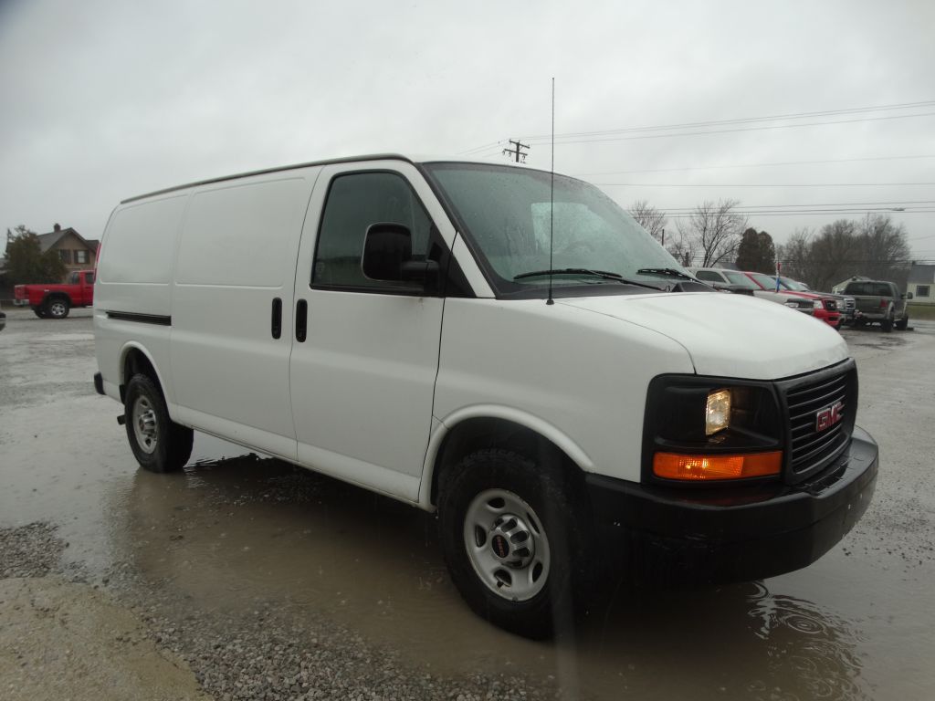 Gmc savana 2011