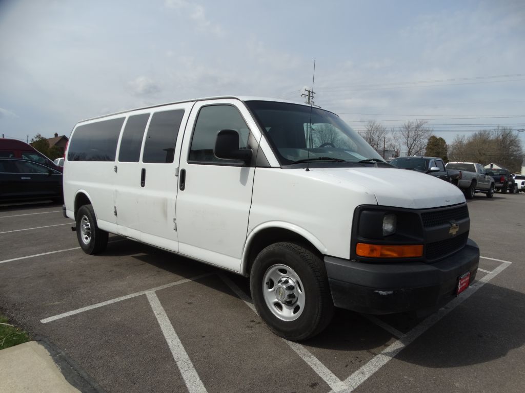 2014 CHEVROLET EXPRESS G3500 LS for sale in Medina, OH | Southern ...