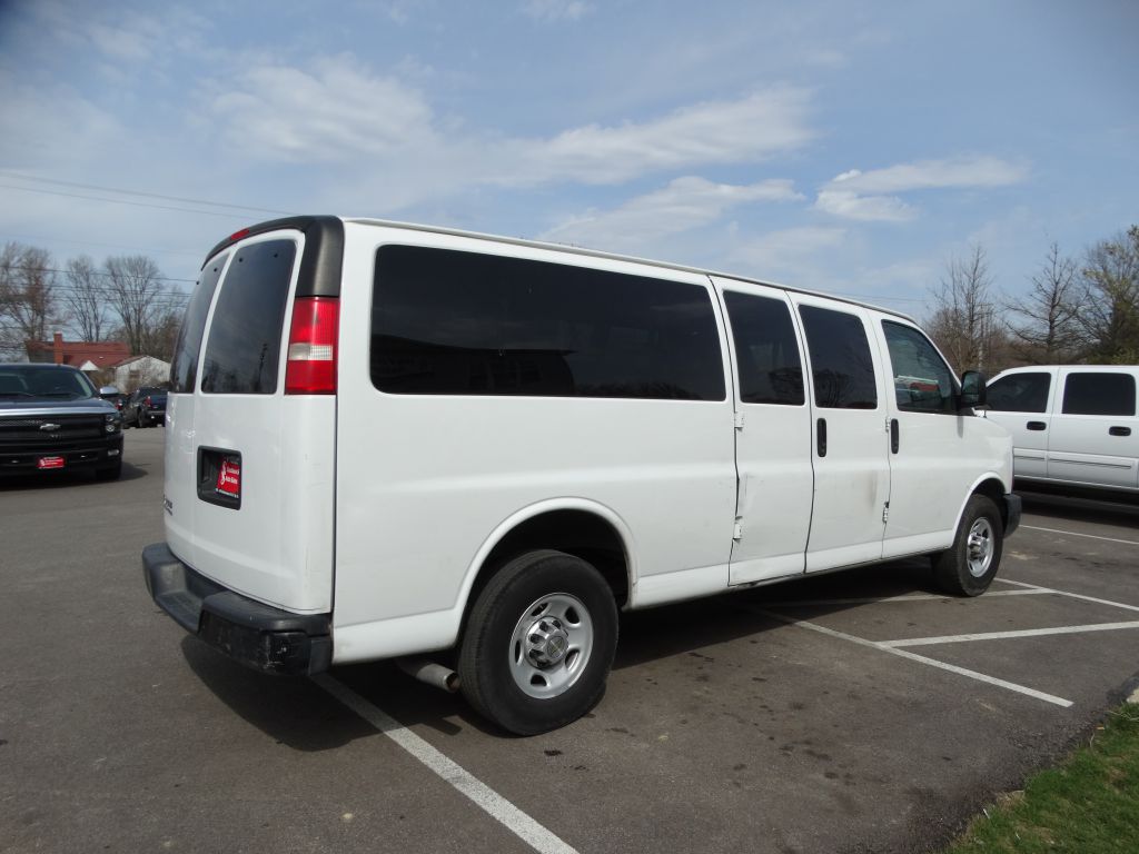 2014 CHEVROLET EXPRESS G3500 LS for sale in Medina, OH