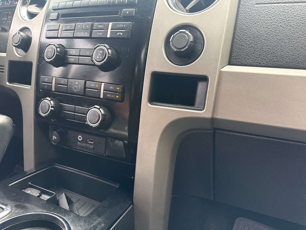 2011 Ford F150 #19