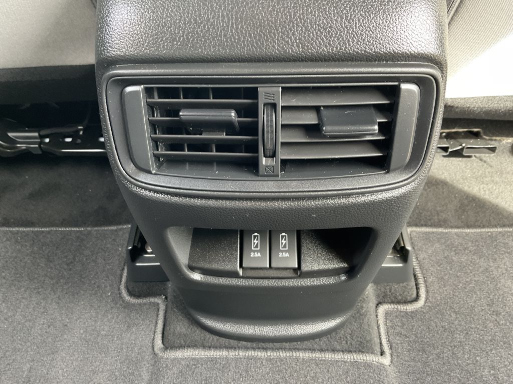 Photo 21 of this HONDA CR-V