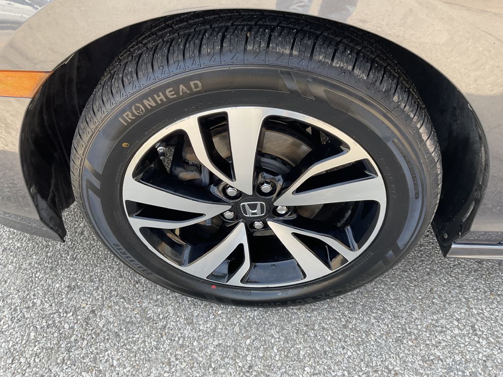 Photo 9 of this HONDA ODYSSEY