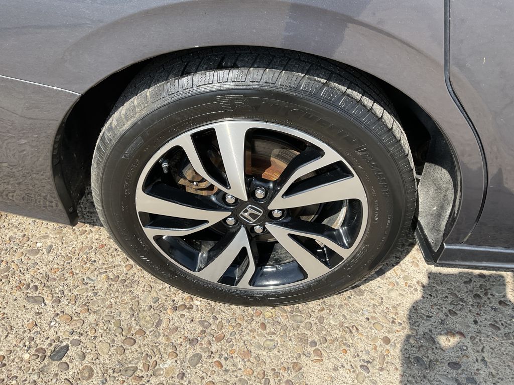 Photo 12 of this HONDA ODYSSEY