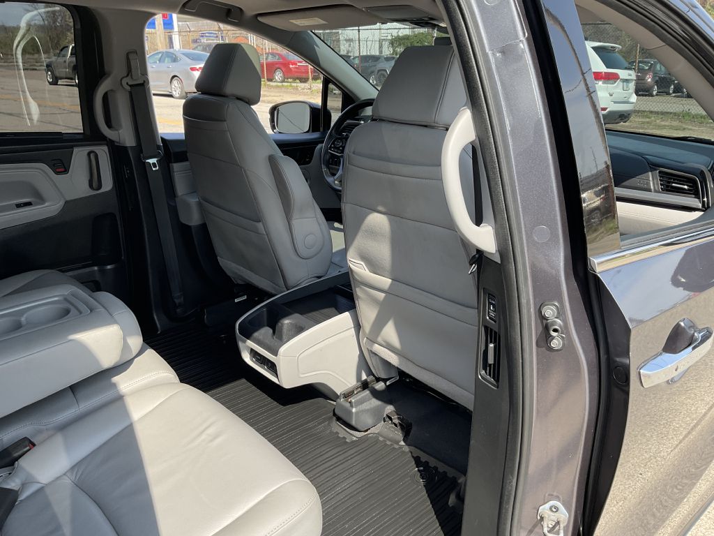 Photo 24 of this HONDA ODYSSEY