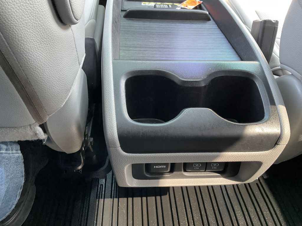 Photo 34 of this HONDA ODYSSEY