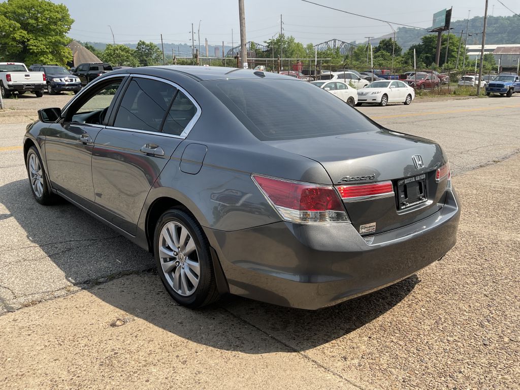 Photo 7 of this HONDA ACCORD