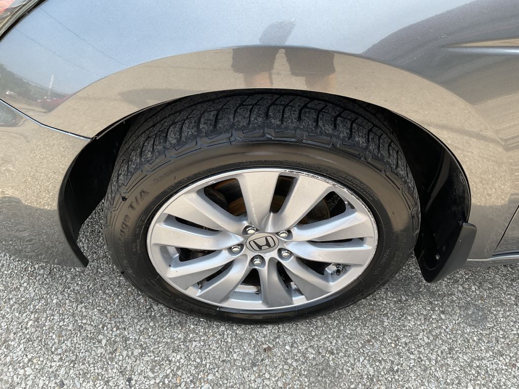 Photo 9 of this HONDA ACCORD