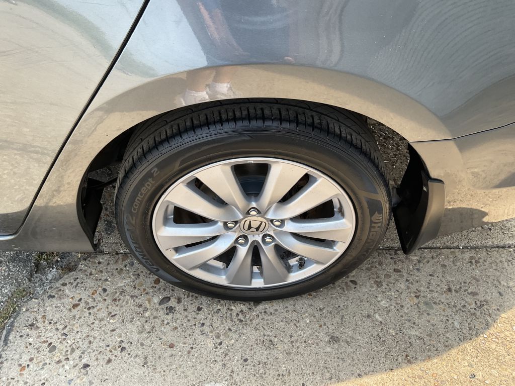 Photo 10 of this HONDA ACCORD