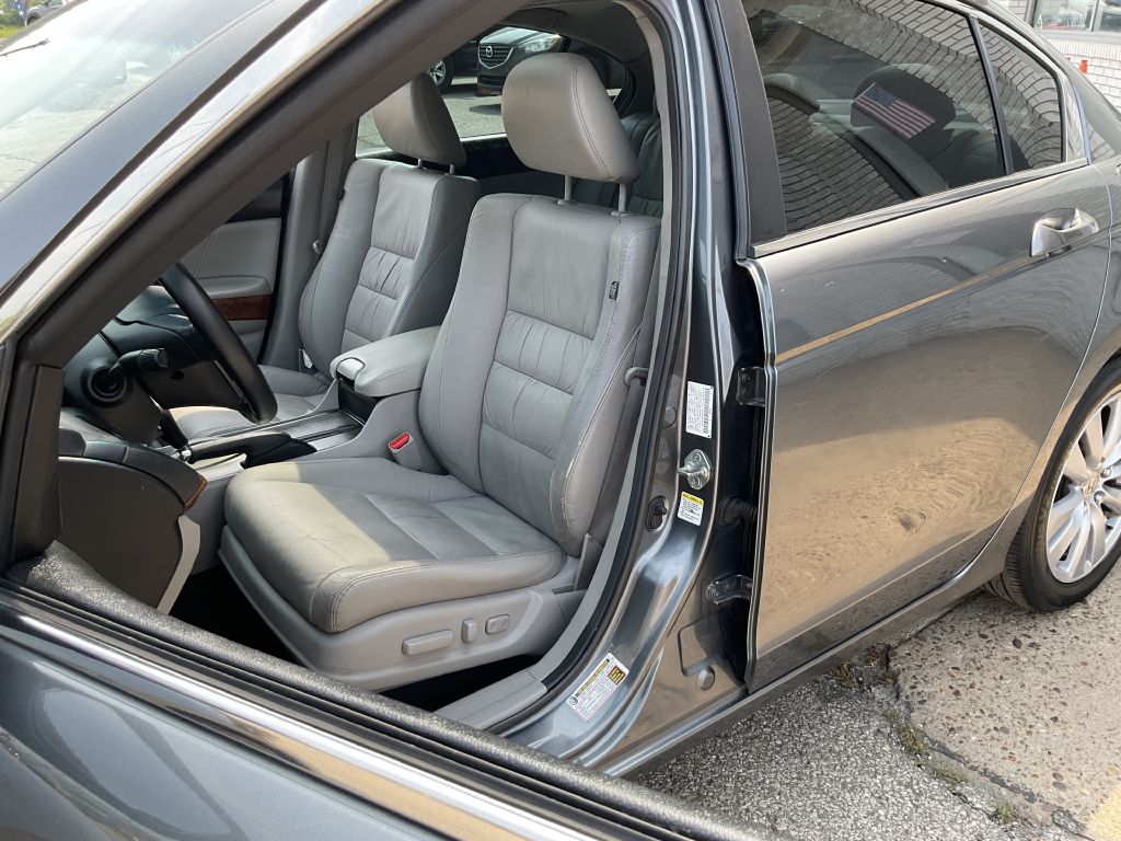 Photo 14 of this HONDA ACCORD