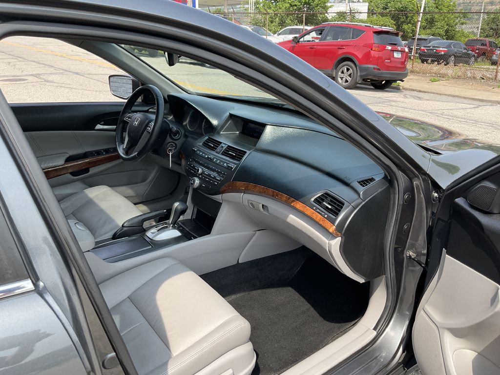 Photo 18 of this HONDA ACCORD