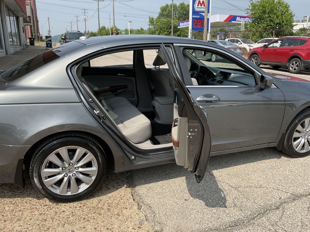 Photo 22 of this HONDA ACCORD