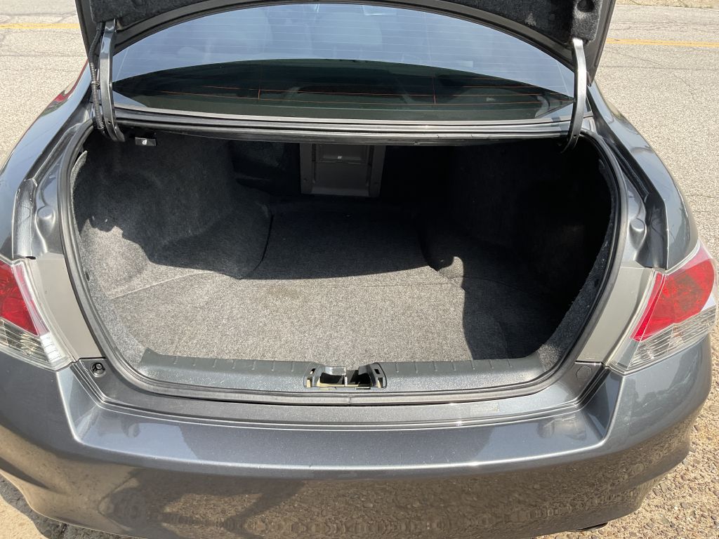 Photo 26 of this HONDA ACCORD