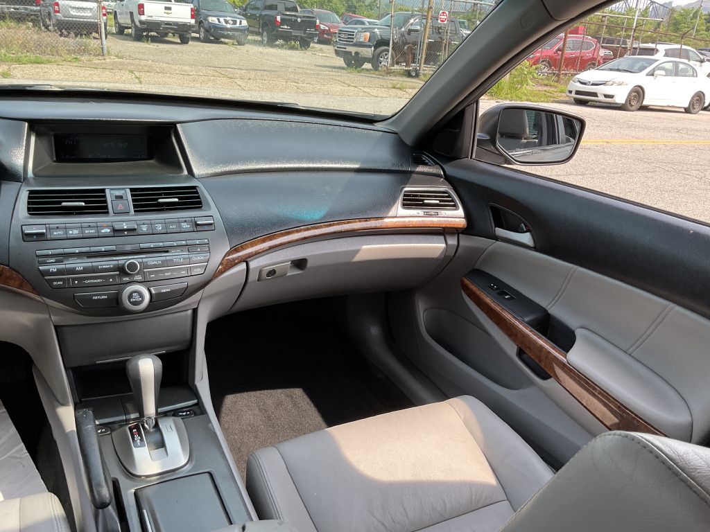 Photo 29 of this HONDA ACCORD