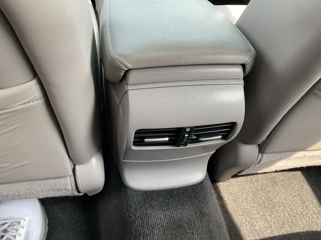 Photo 31 of this HONDA ACCORD