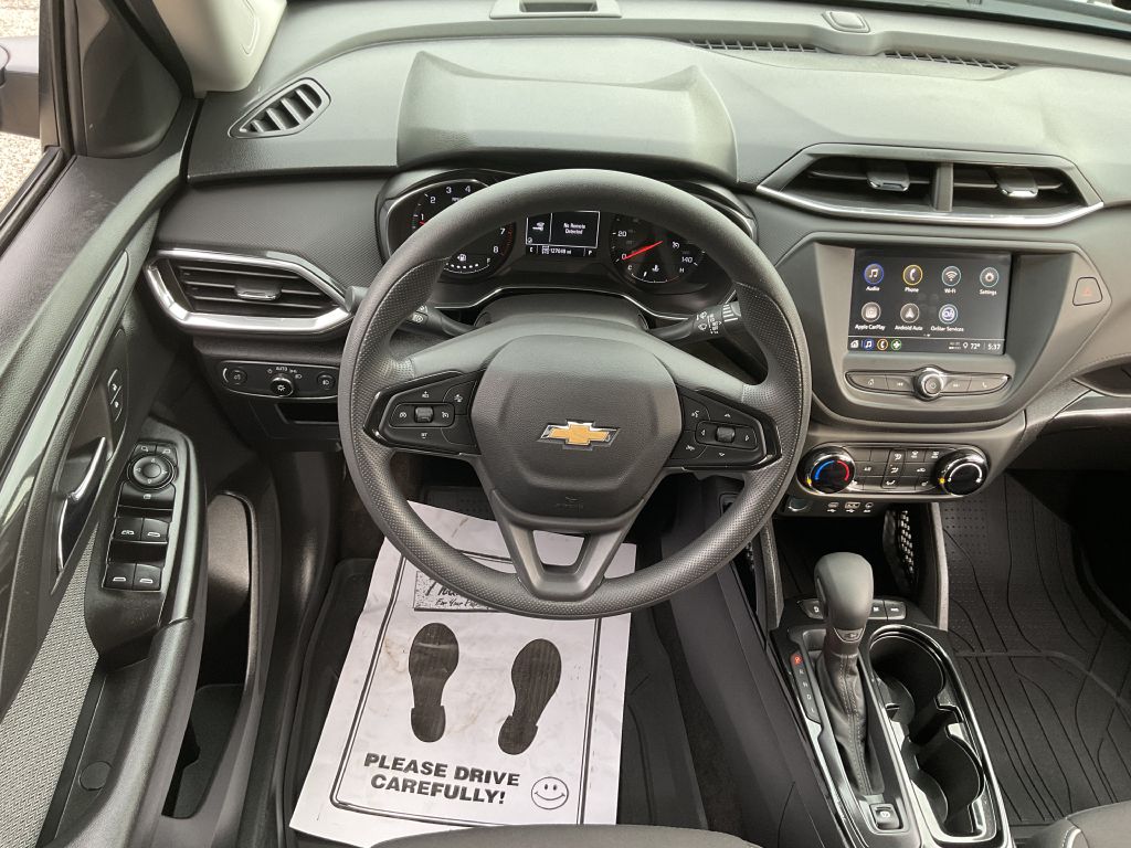 Photo 27 of this CHEVROLET TRAILBLAZER