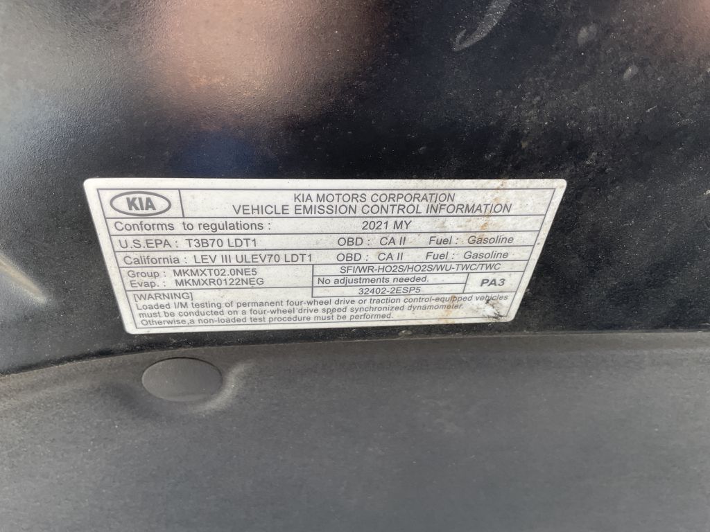 Photo 40 of this KIA SELTOS