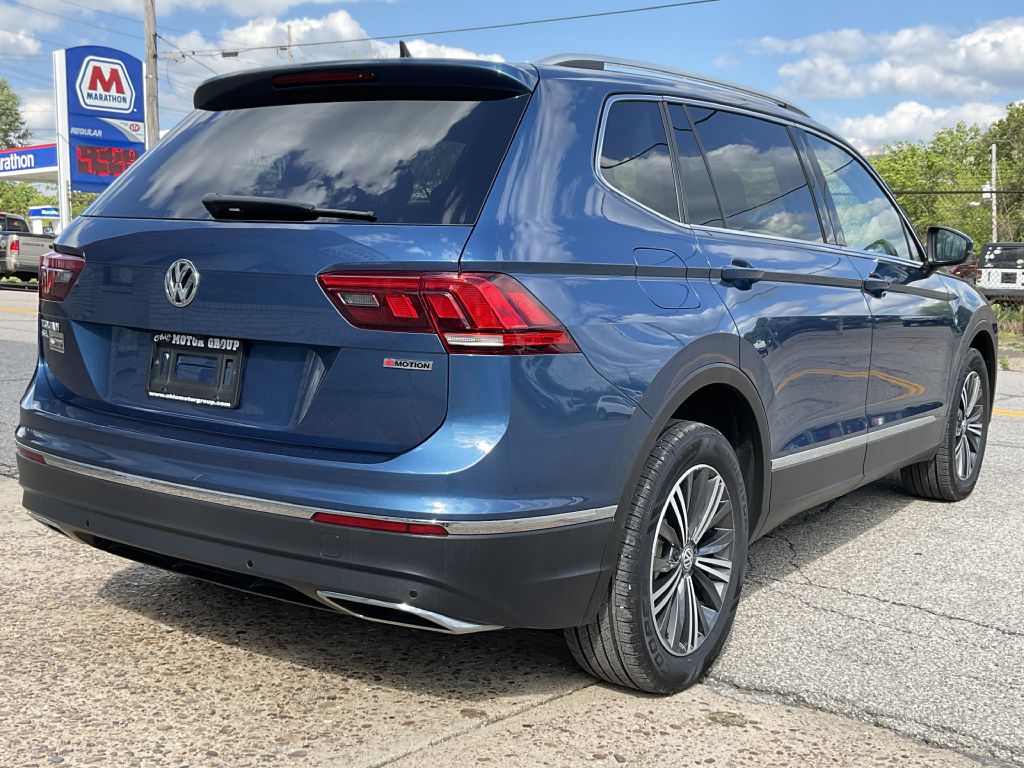 Photo 3 of this VOLKSWAGEN TIGUAN