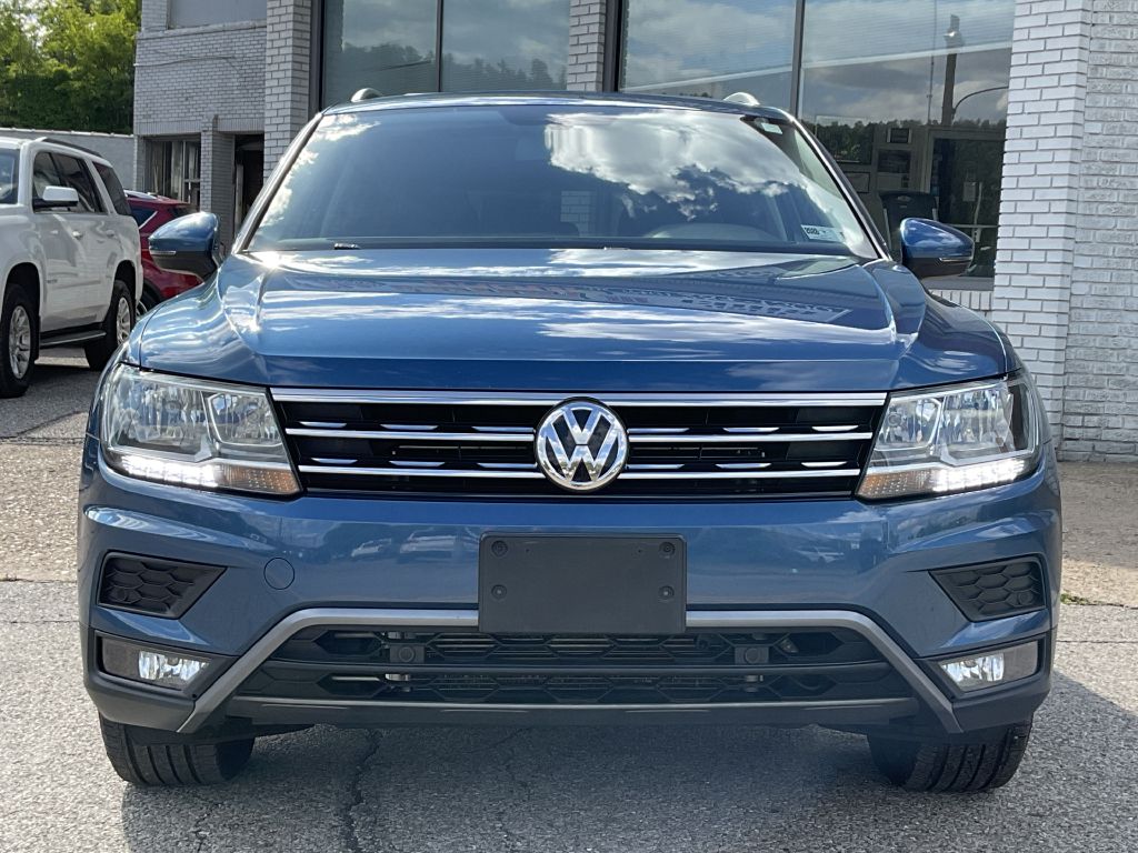 Photo 4 of this VOLKSWAGEN TIGUAN