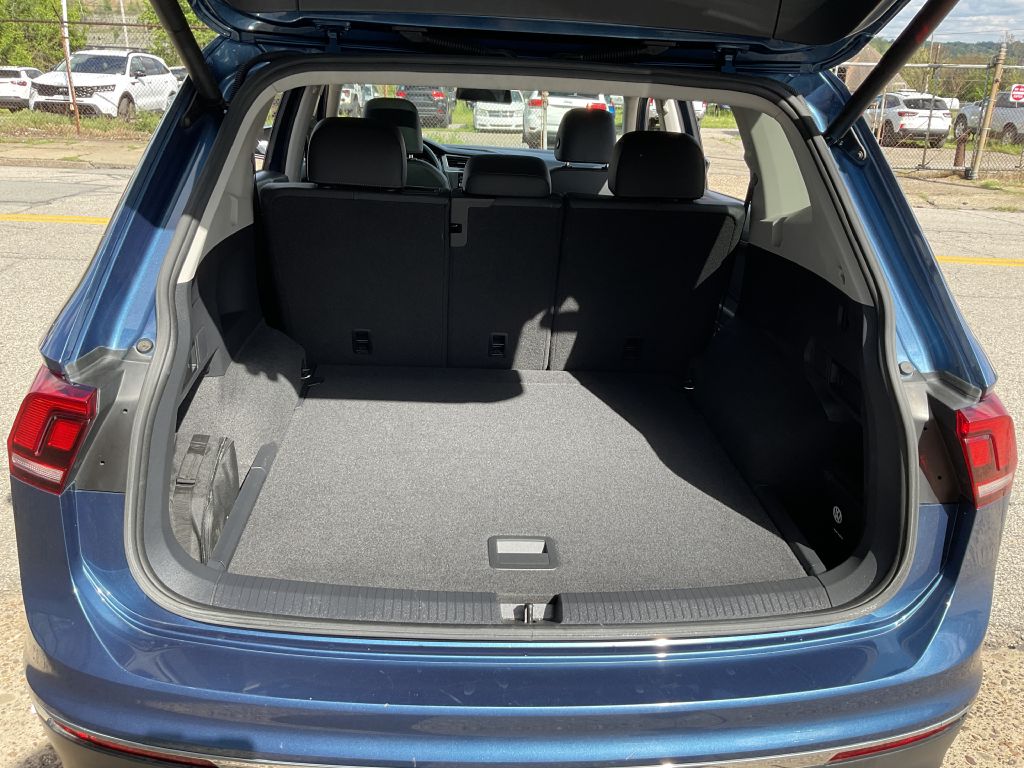 Photo 21 of this VOLKSWAGEN TIGUAN