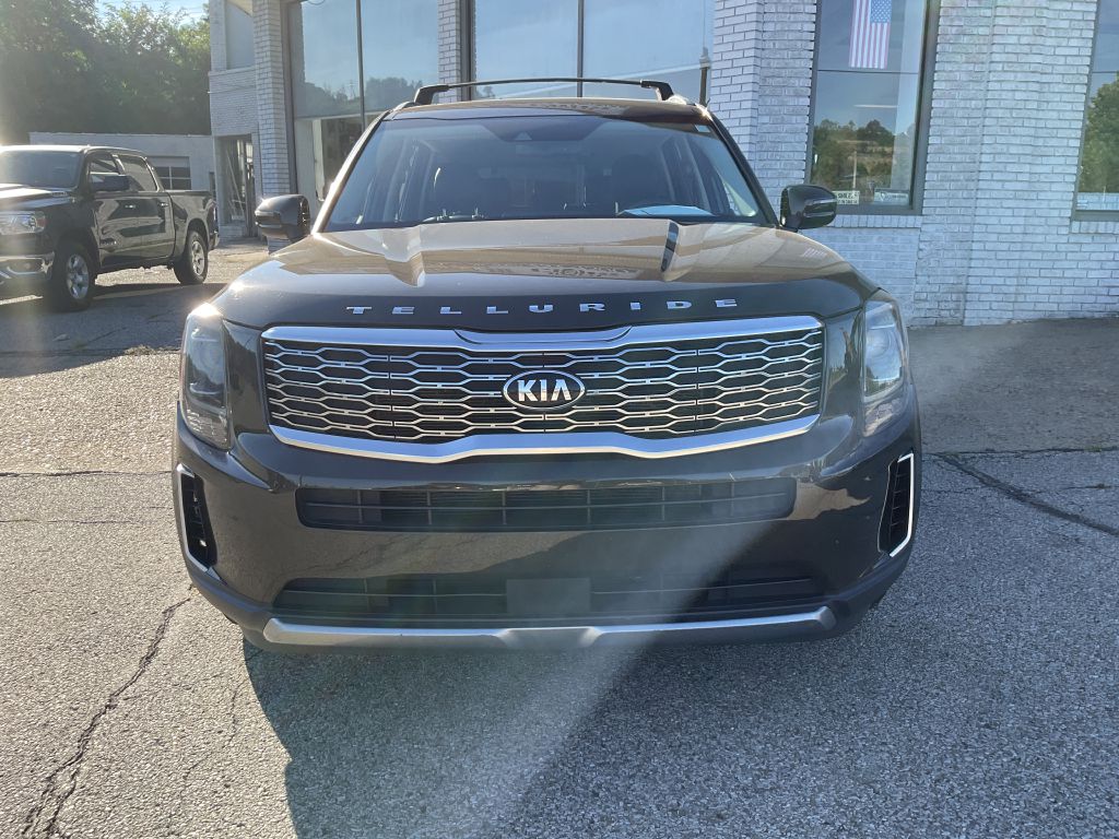 Photo 4 of this KIA TELLURIDE