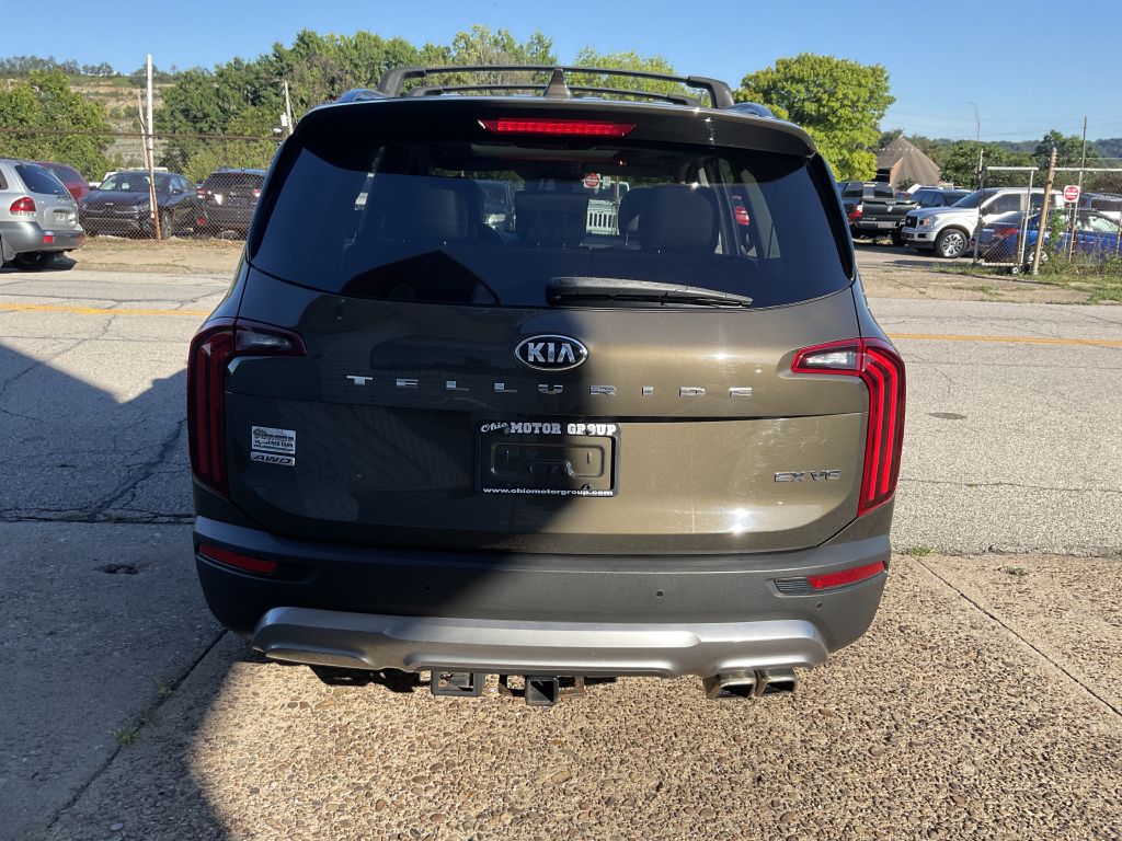 Photo 8 of this KIA TELLURIDE