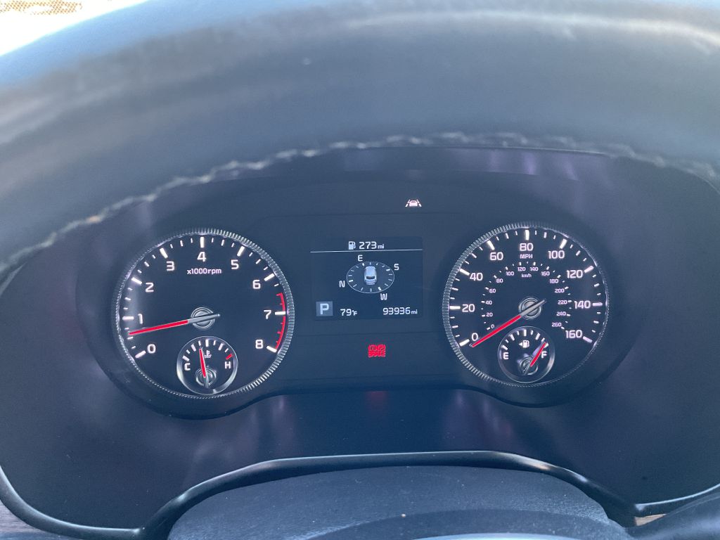 Photo 35 of this KIA TELLURIDE
