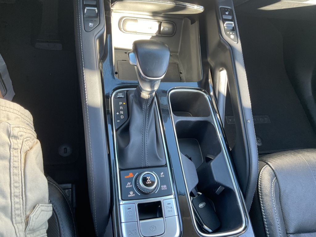 Photo 37 of this KIA TELLURIDE