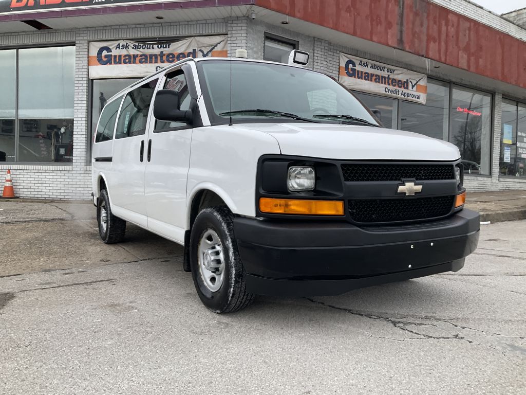 2017 CHEVROLET EXPRESS G2500 