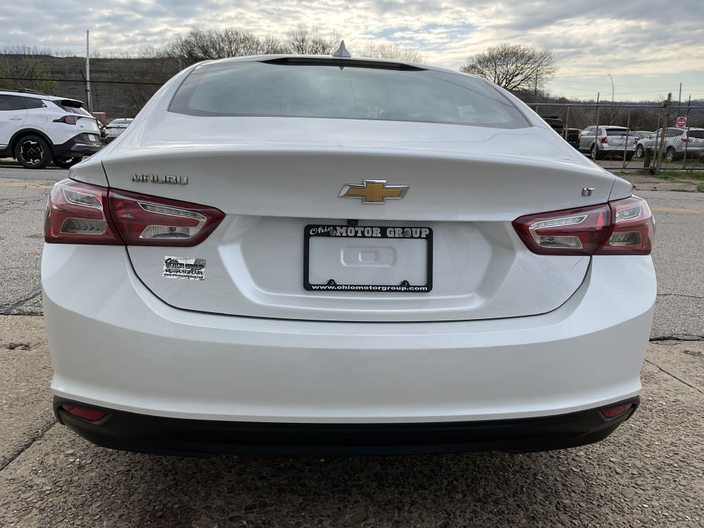 Photo 8 of this CHEVROLET MALIBU