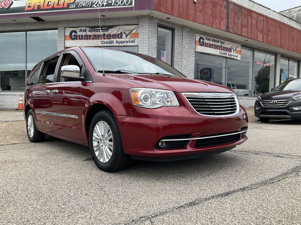 2012 CHRYSLER TOWN & COUNTRY 