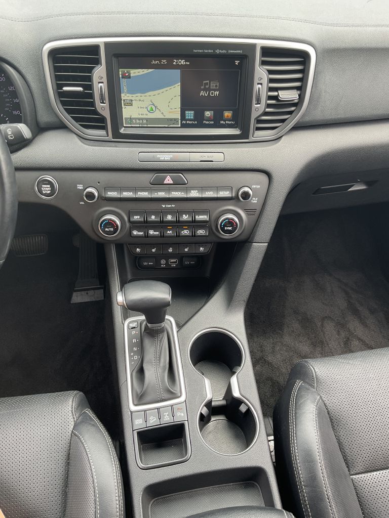 Photo 26 of this KIA SPORTAGE