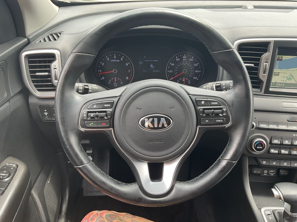 Photo 25 of this KIA SPORTAGE